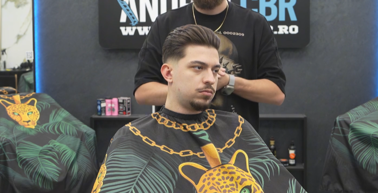 CUM SA REALIZEZI UN MID FADE CU PAR PE SPATE